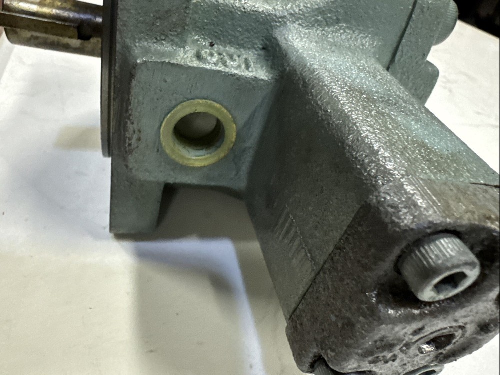 NACHI VDR-1B-1A4-E22 Variable Vane Hydraulic Pump NOS