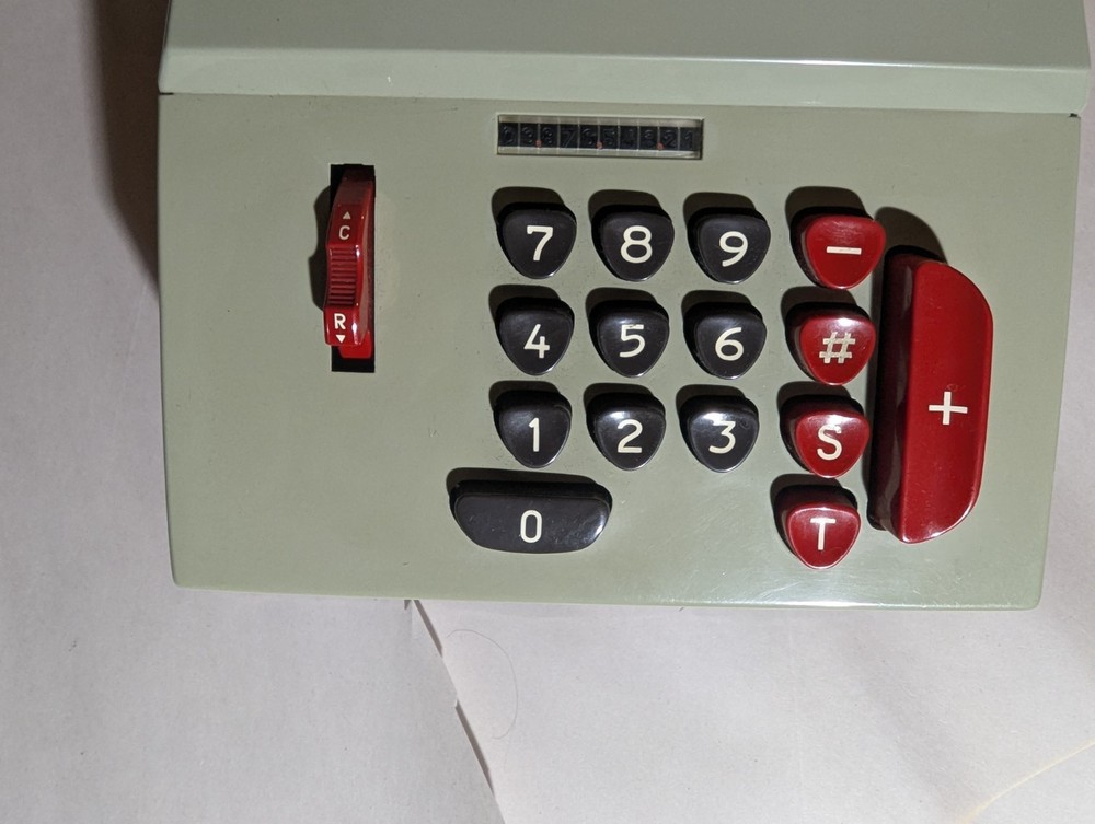 Hermes Precisa Model 209-10 Calculator adding Machine West Germany Vtg Green