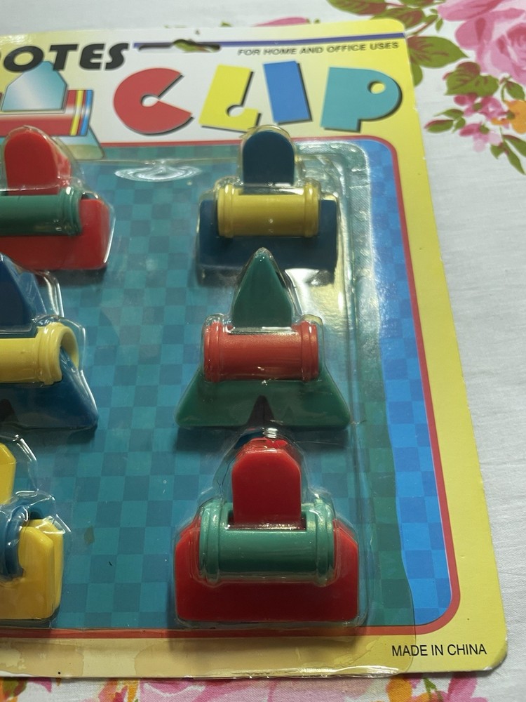 Vintage geometric shape note clips