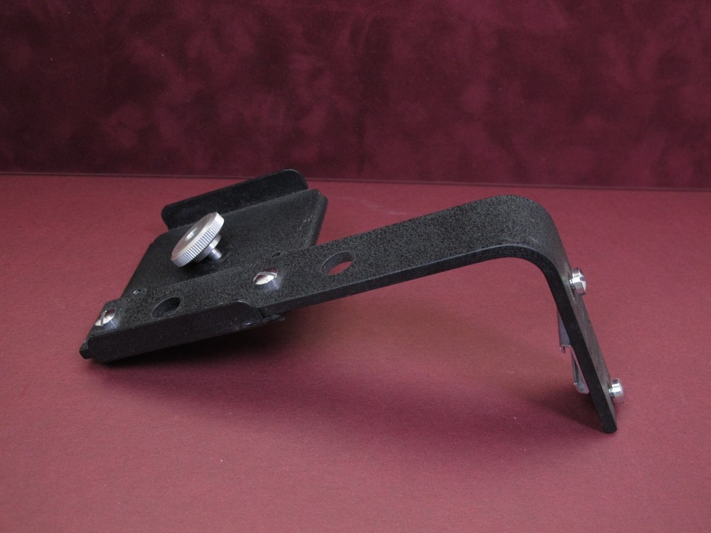 TLR Flash Bracket w/ Square Base Plate