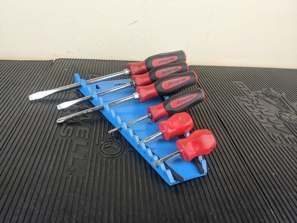 #az234  Snap on Instinct Soft Grip Combination Screwdriver Set SGD