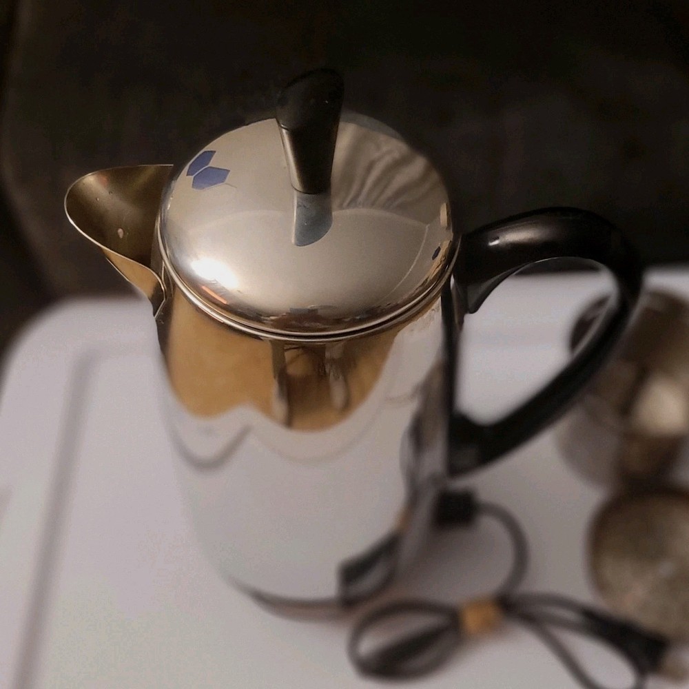 Farberware FCP41 Superfast Automatic 12 Cup Coffee Pot Extra NICE