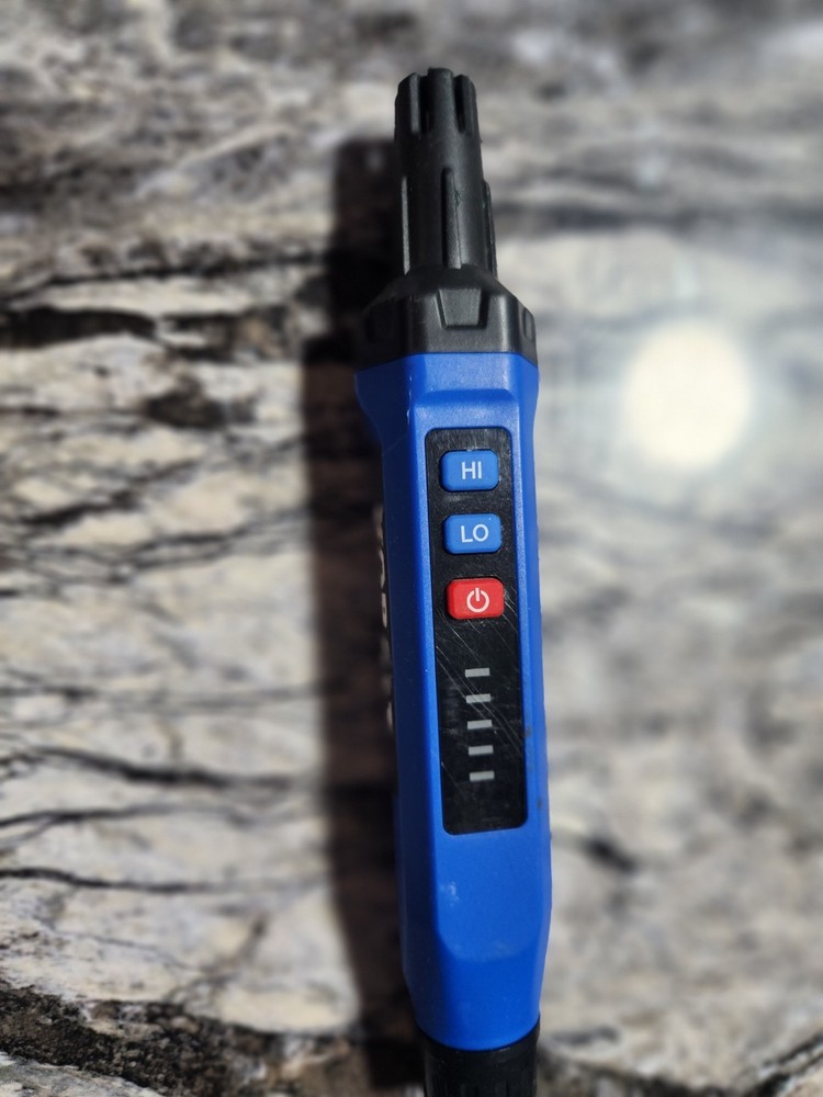 Kobalt Voltage Detector Electronic Tester HI/LO Sensitivity Power Button