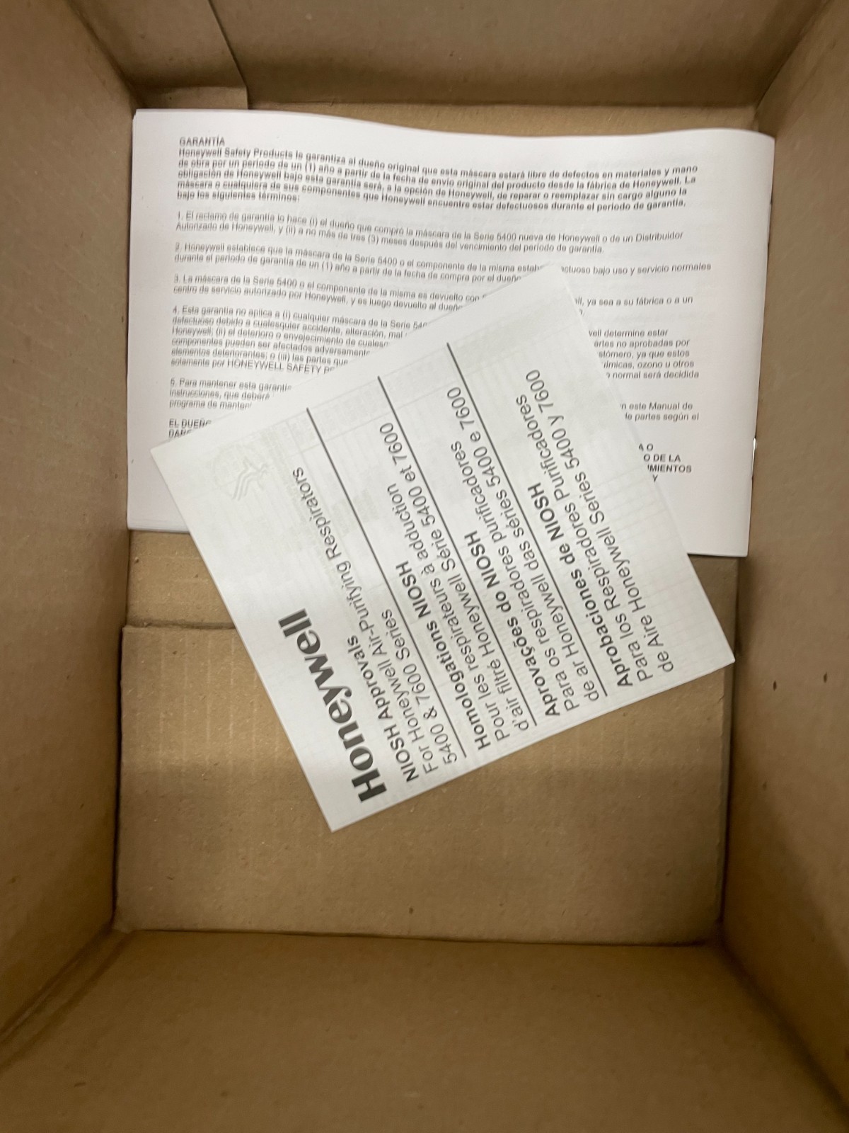 Honeywell 54001 North Air-Purifying Respiratory Full Face Protection Mask M/L