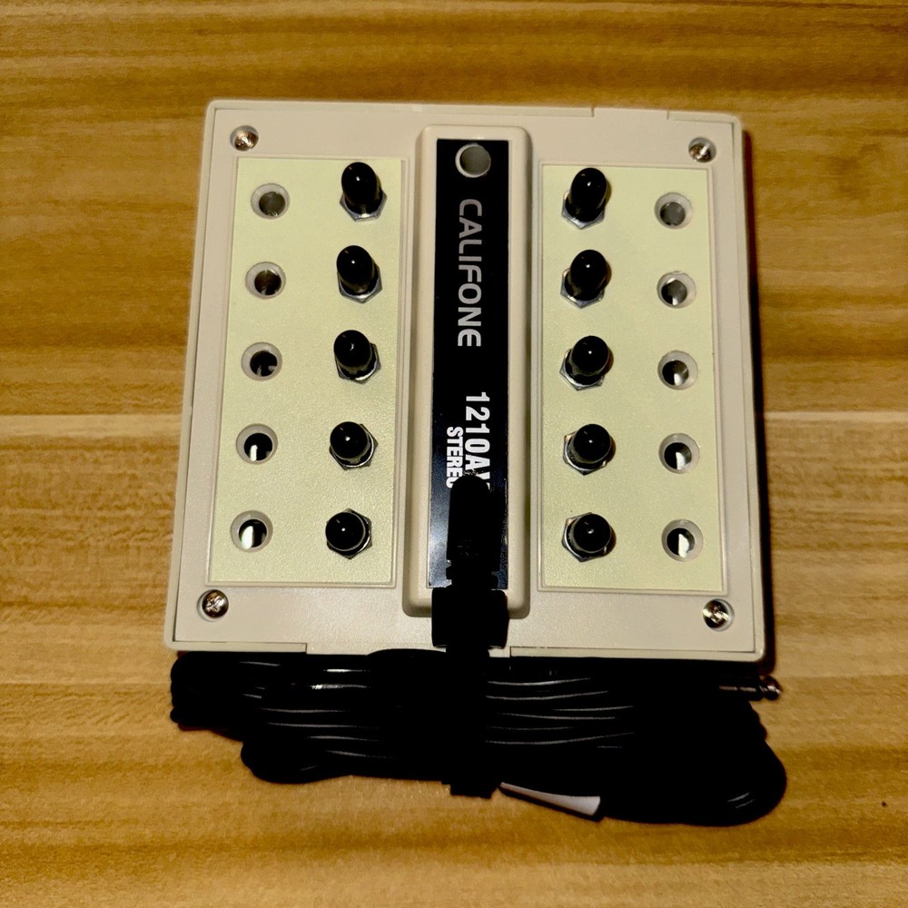 Califone 1218AV-PY Eight Position Jackbox with Volume Control, Not Tested