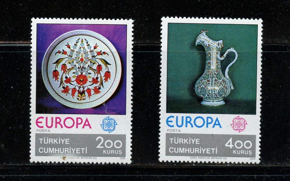 A412  Turkey  1976   art ceramics   2v.     MNH