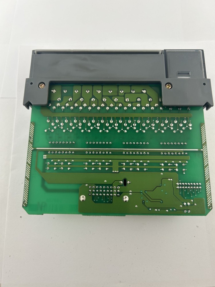 ALLEN BRADLEY SLC 500 INPUT MODULE SERIES C 1746-1B16