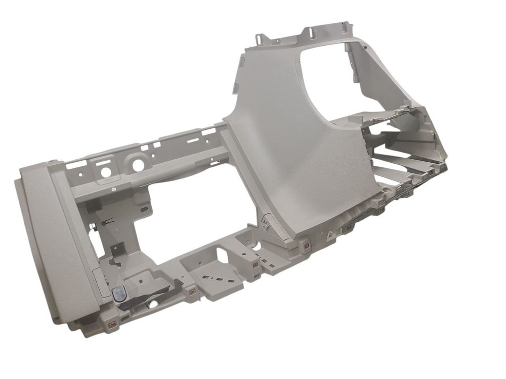 VOYAGER 2020 Dash Bezel 623572