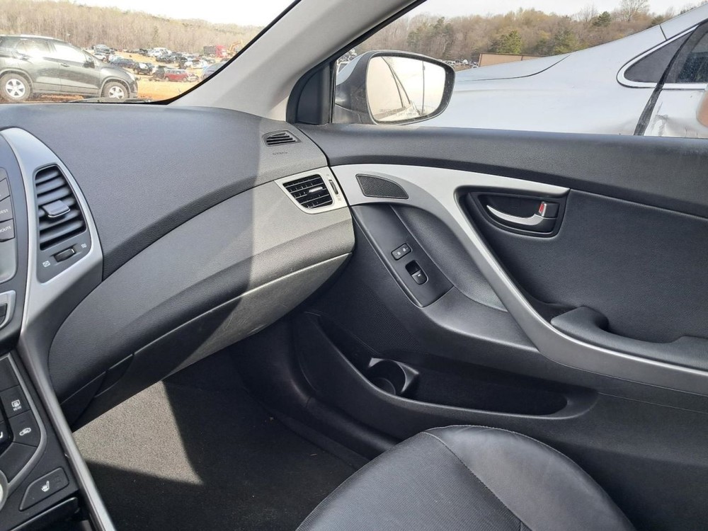 ELANTRA   2014 Glove Box 5002302