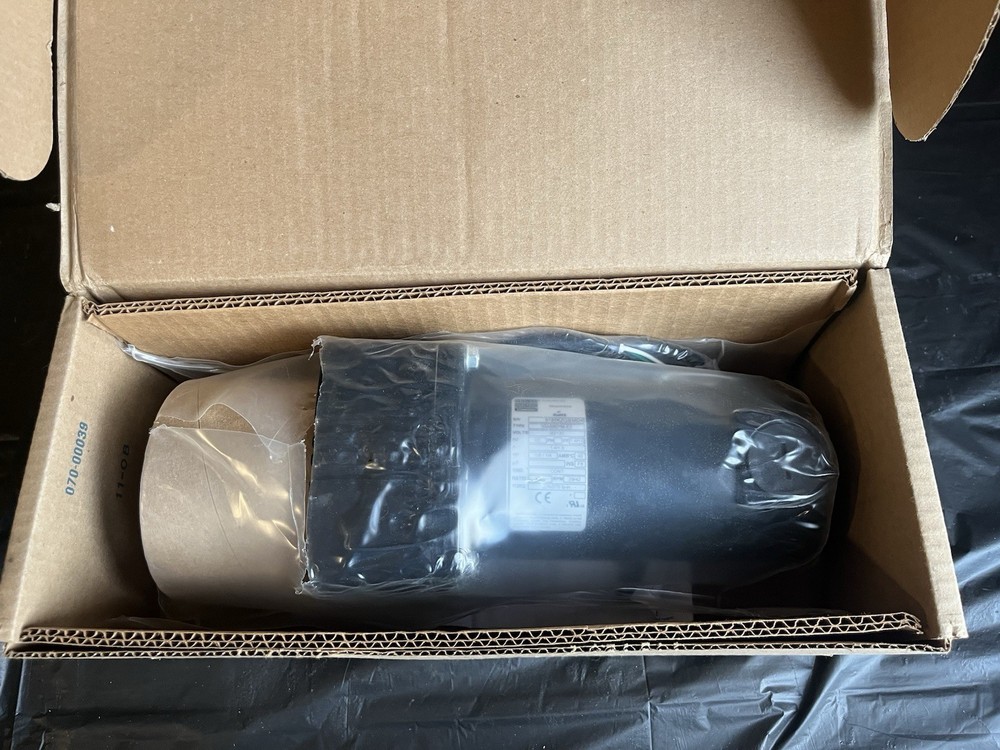 BODINE Gearmotor 33A5BEPM-E3