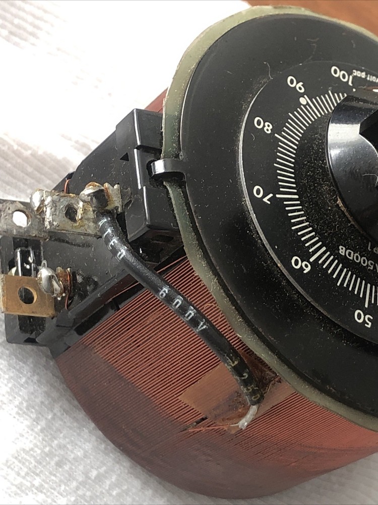 General Electric VOLT-PAC Variable Transformer Model 9T92A10 2.5 Amp