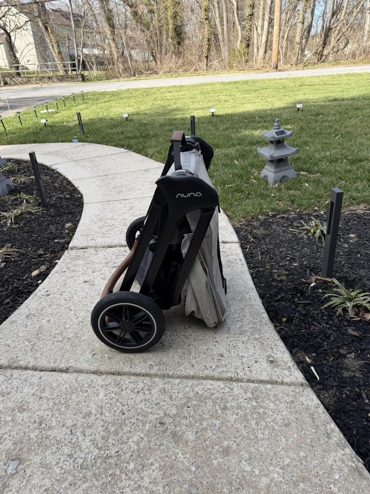 Nuna TRIV Stroller