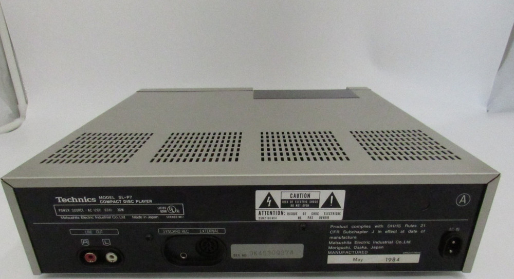 Technics SL-P7 CD Compact Disc Player Parts Only (Read)