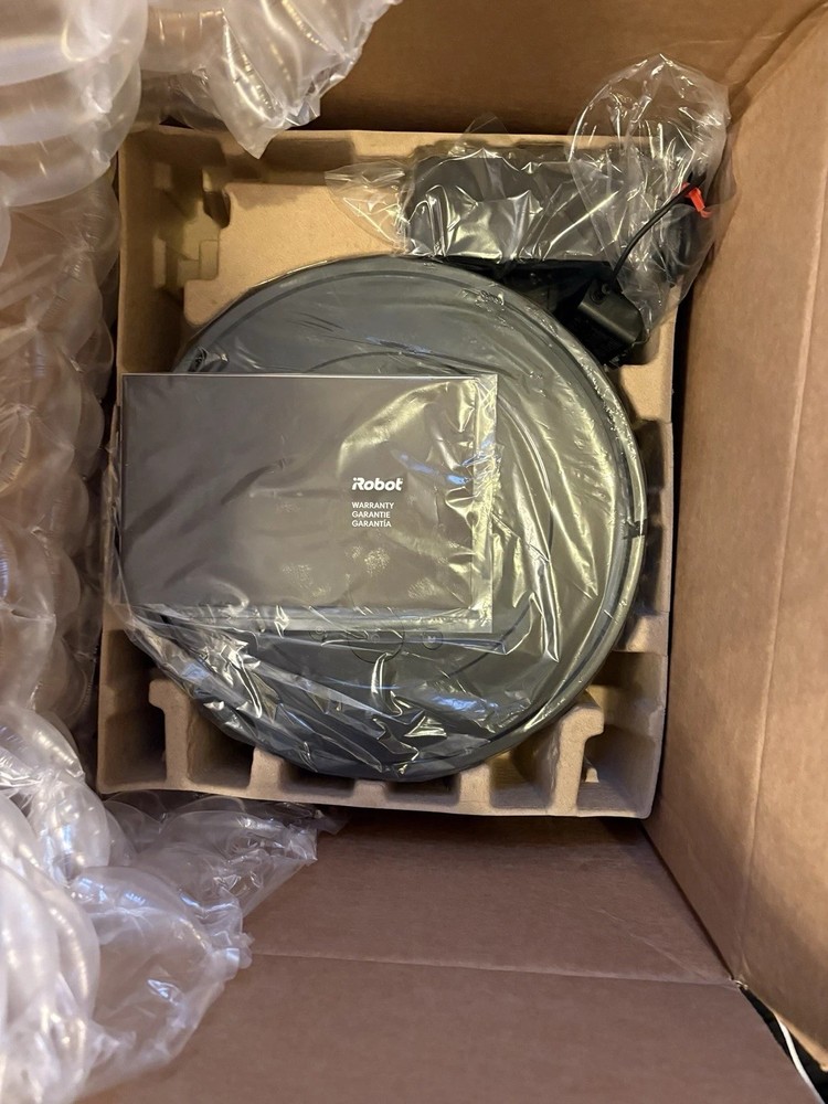 iRobot Roomba Combo Essential Y0110 Robot Vacuum & Mop