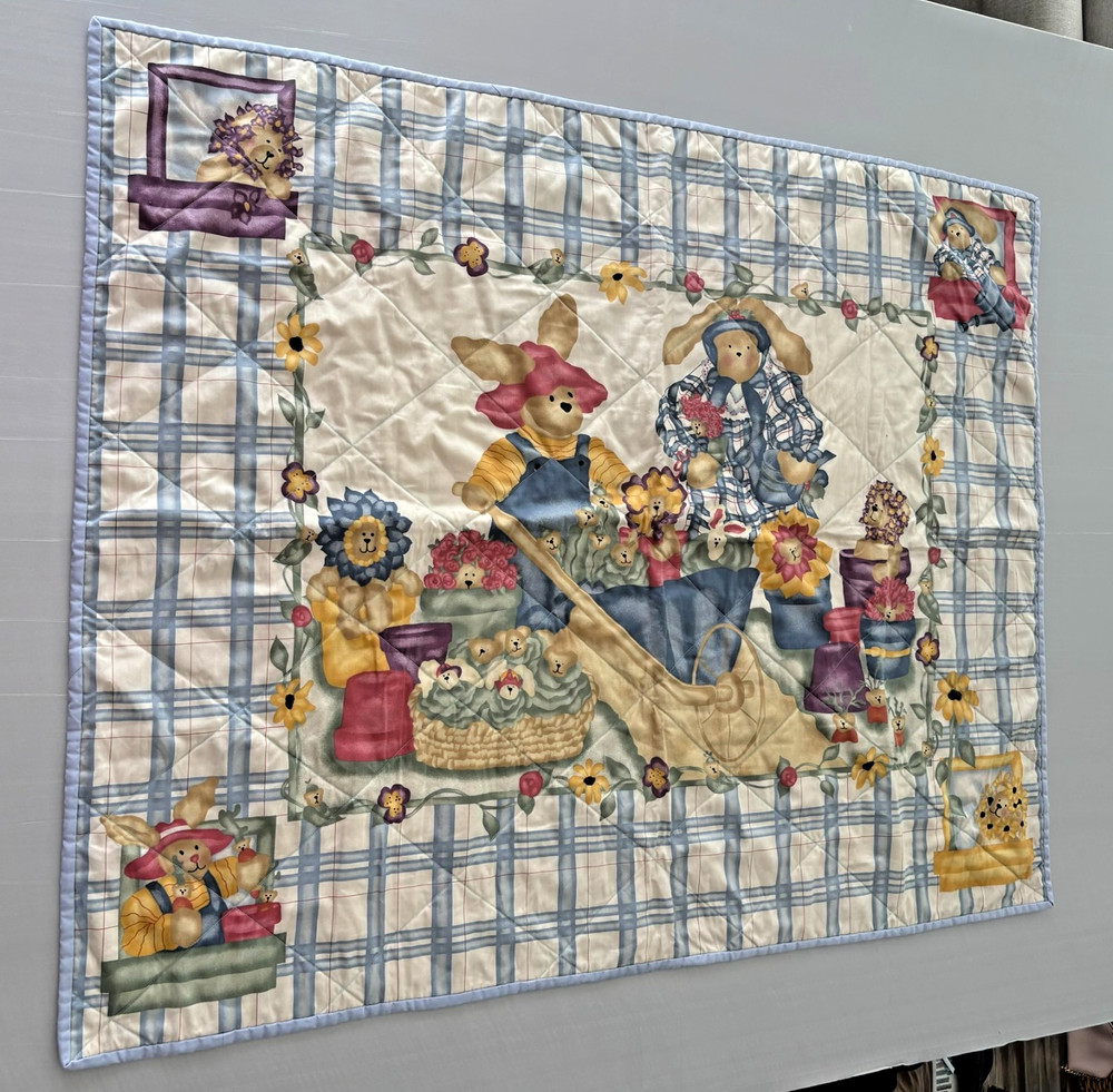 Gorgeous Handmade Cotton QUILT 43x34”. Pattern stitching Bunnies Easter Spring