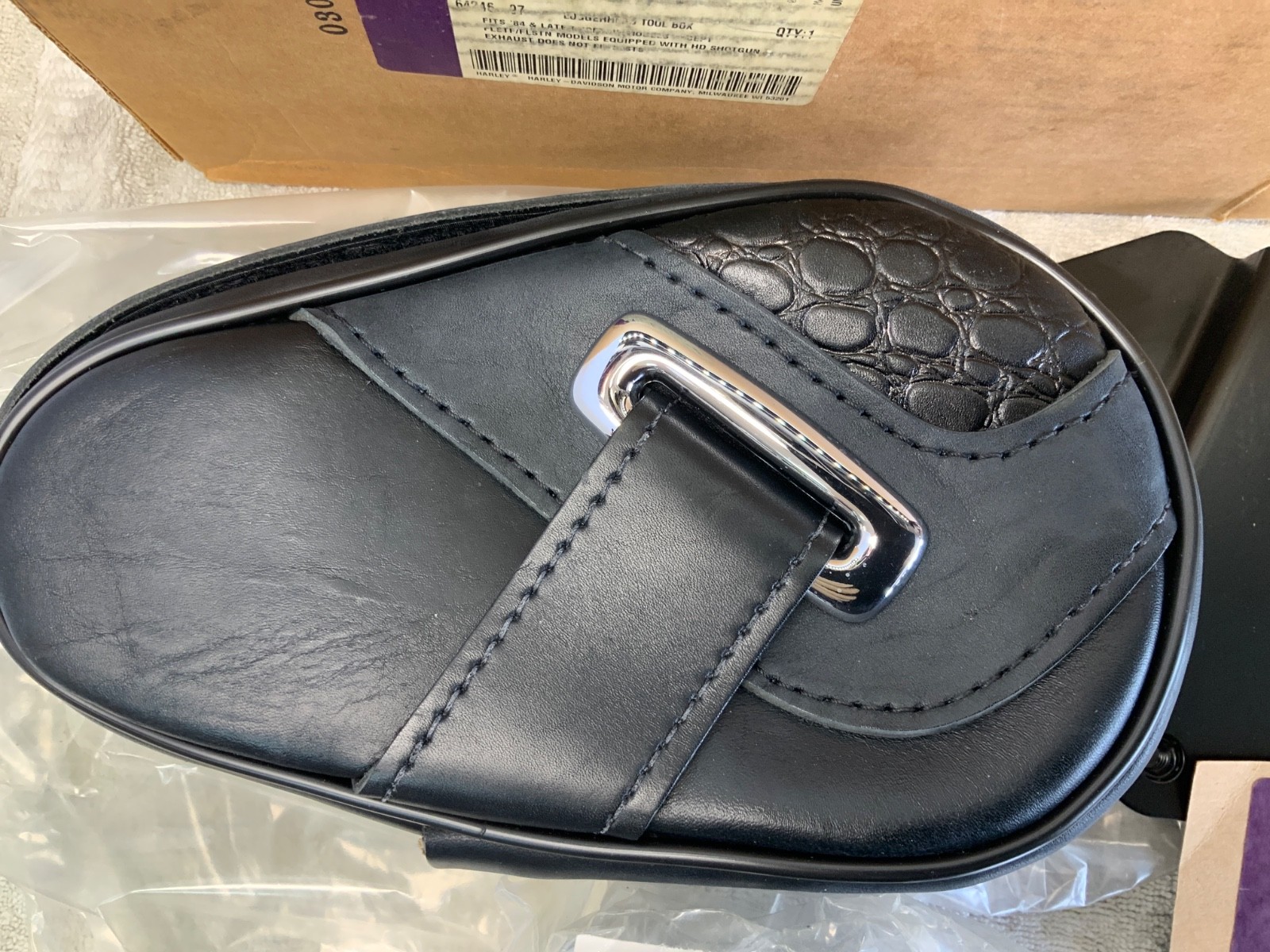 Harley OEM NEW Leather Loggerhead Right Toolbox w/bracket fits All Softail RARE