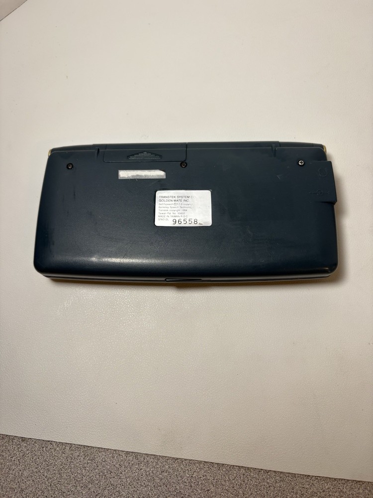 1994 Golden VEC-888 Multi-language Dictionary/organizer