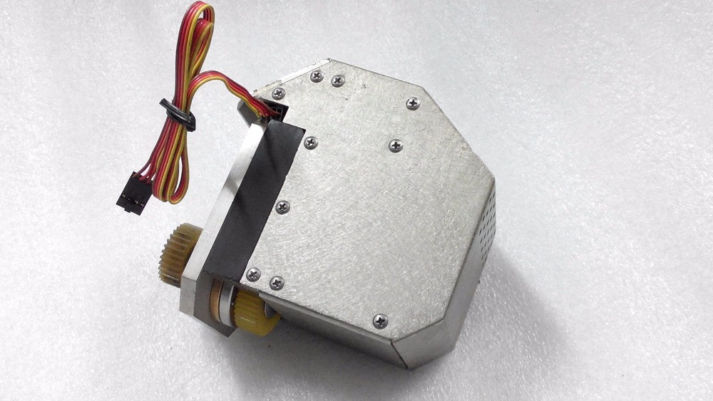 GUZIK 1701B MOTOR