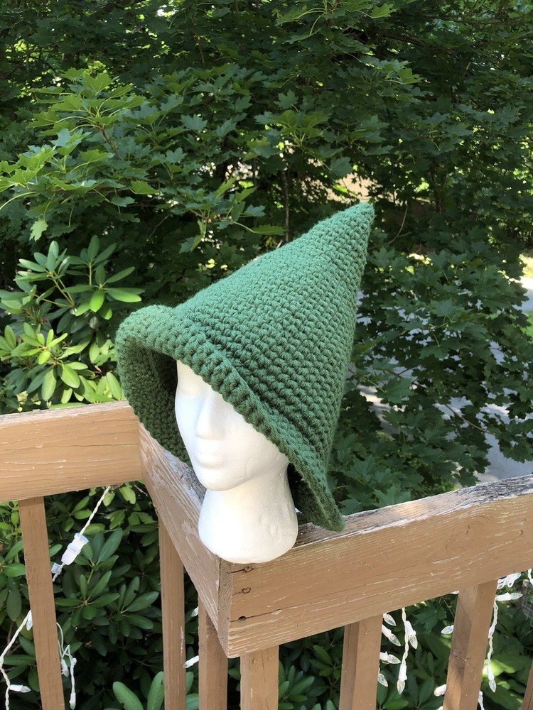 Simple Witch hat - Handmade crochet