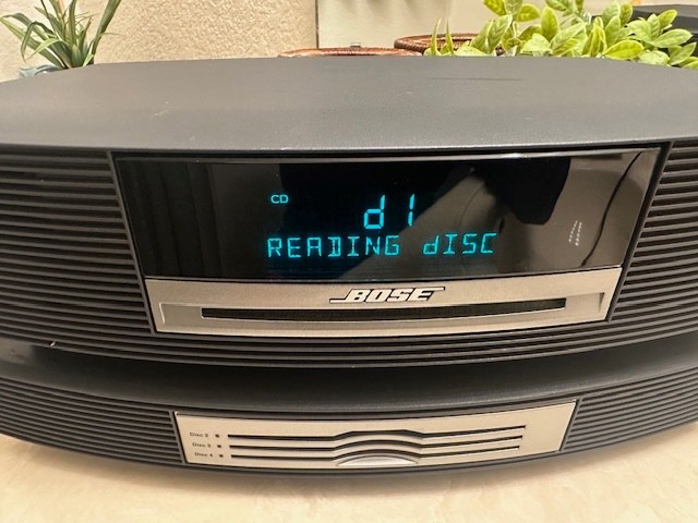 Bose Wave Music System Bundle with Bose Wave Multi-CD Changer