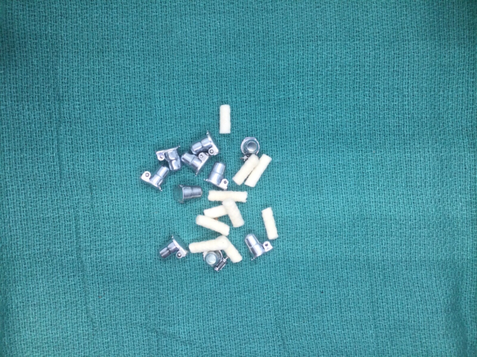 1/4” drive in flip top machine oilers With The Felt Wicks