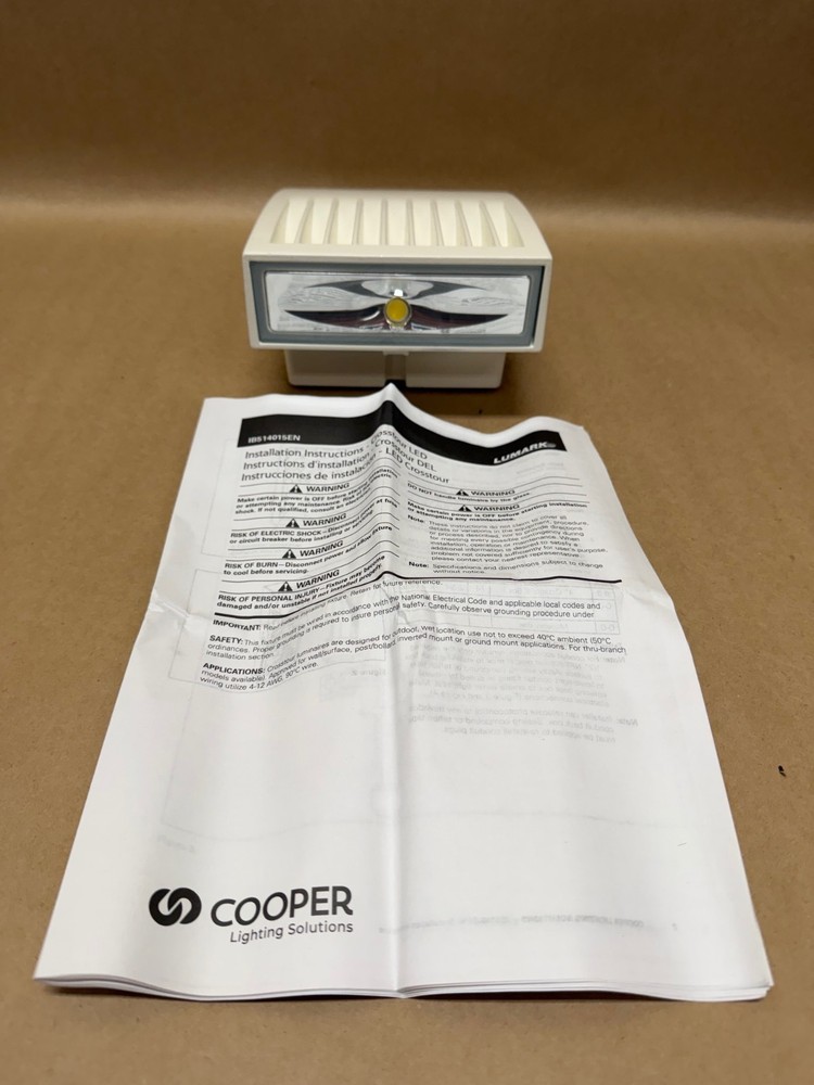 Cooper Lighting Crosstour LED Wall Pack 18W *NEW*