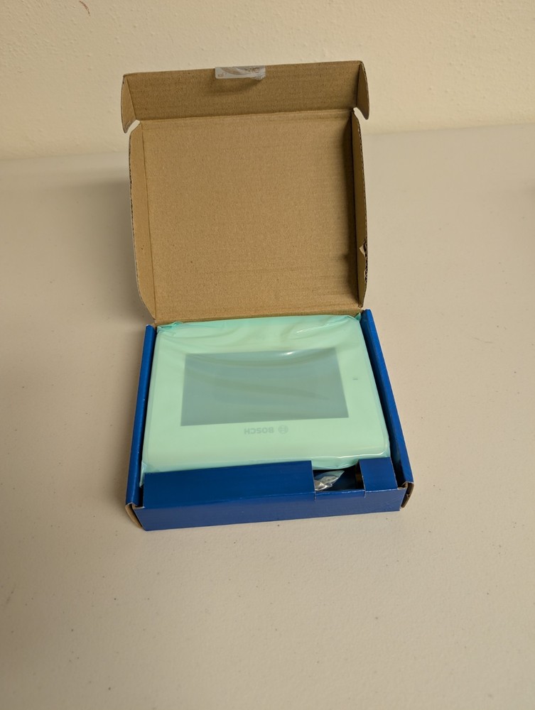 Bosch B942W Touch Screen Keypad - White