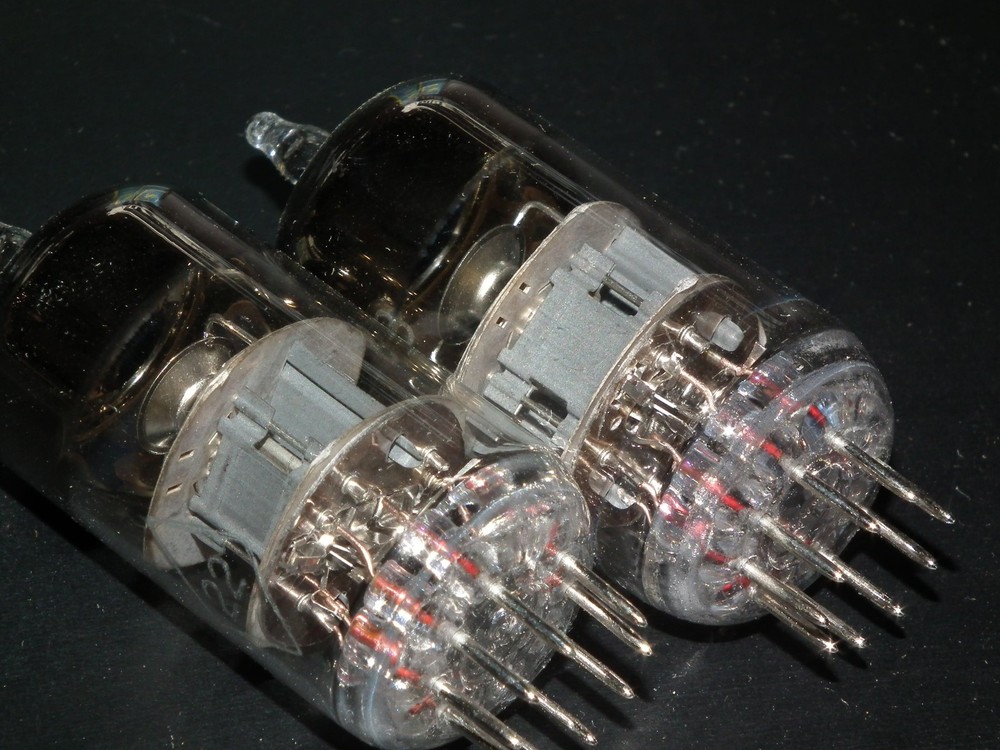 Platinum matched pair 6N3P-EV USSR Double Triode 1982
