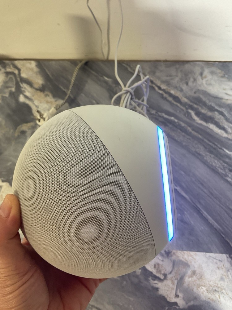 Amazon Echo 4th Gen Bluetooth Smart Speaker L4S3RE