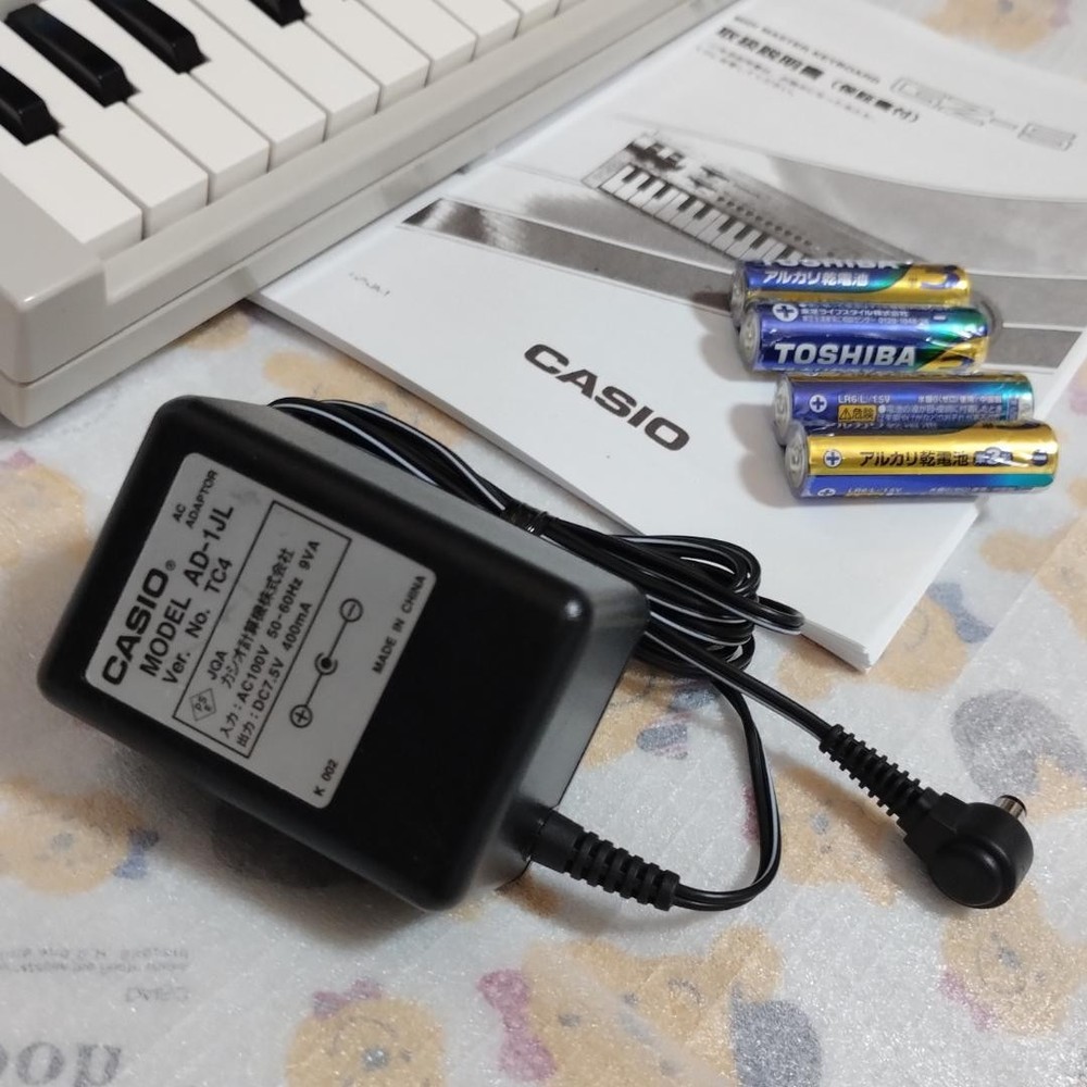 CASIO GZ-5 Mini Digital MIDI Keyboard Controller Built-in Speaker Portable