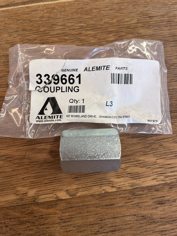 Alemite 339661 Coupling New Old Stock