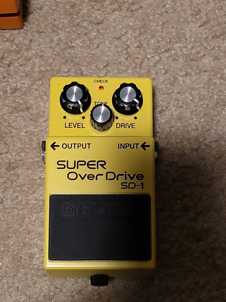 Guitar Pedal with Pedalboard