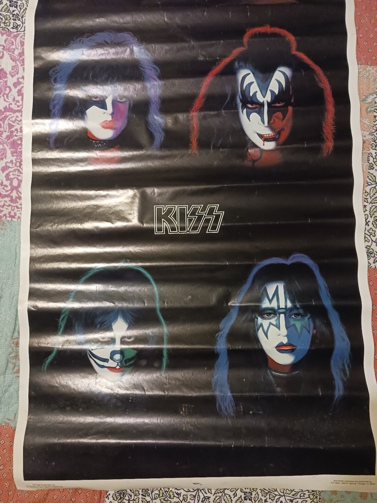 KISS--1978 /AUCOIN. Ccsales  Wall Poster  22x33 In