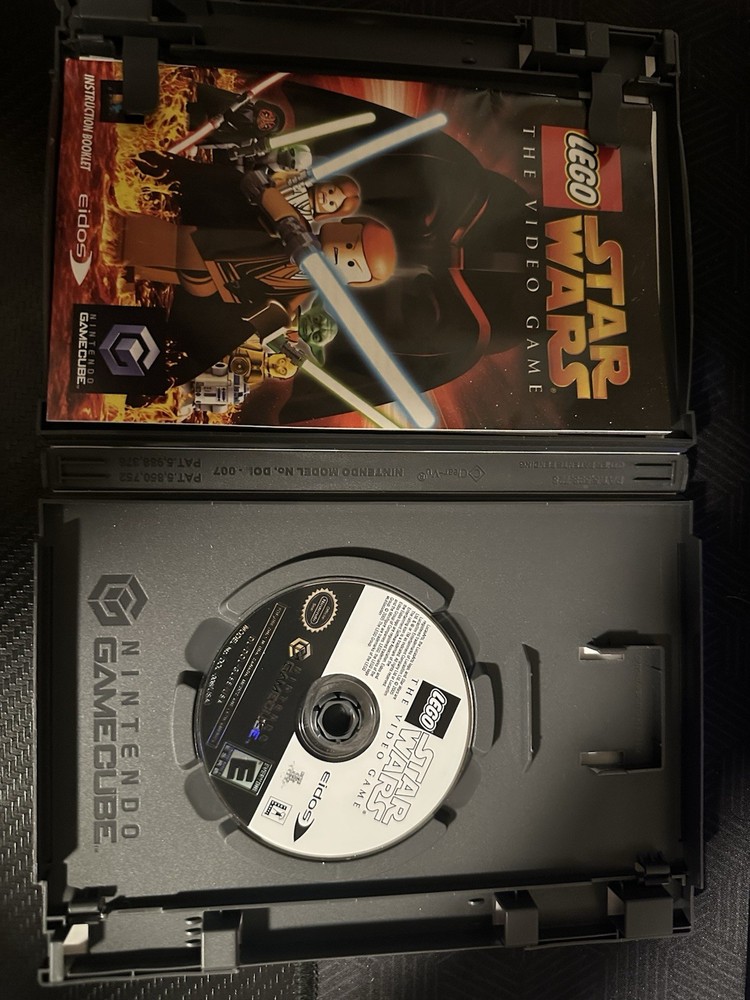 Nintendo GameCube Silver Console With Cables + Controller + 2 Games