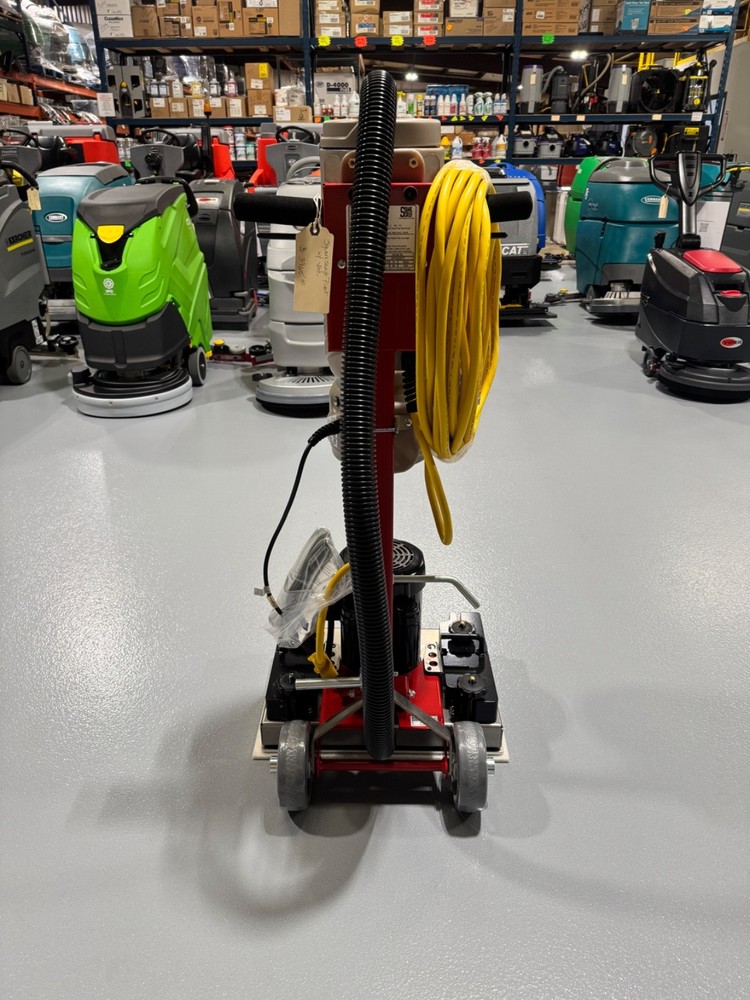 Square Scrub - EBG-20/CV Pivot Machine with Vacuum NEW
