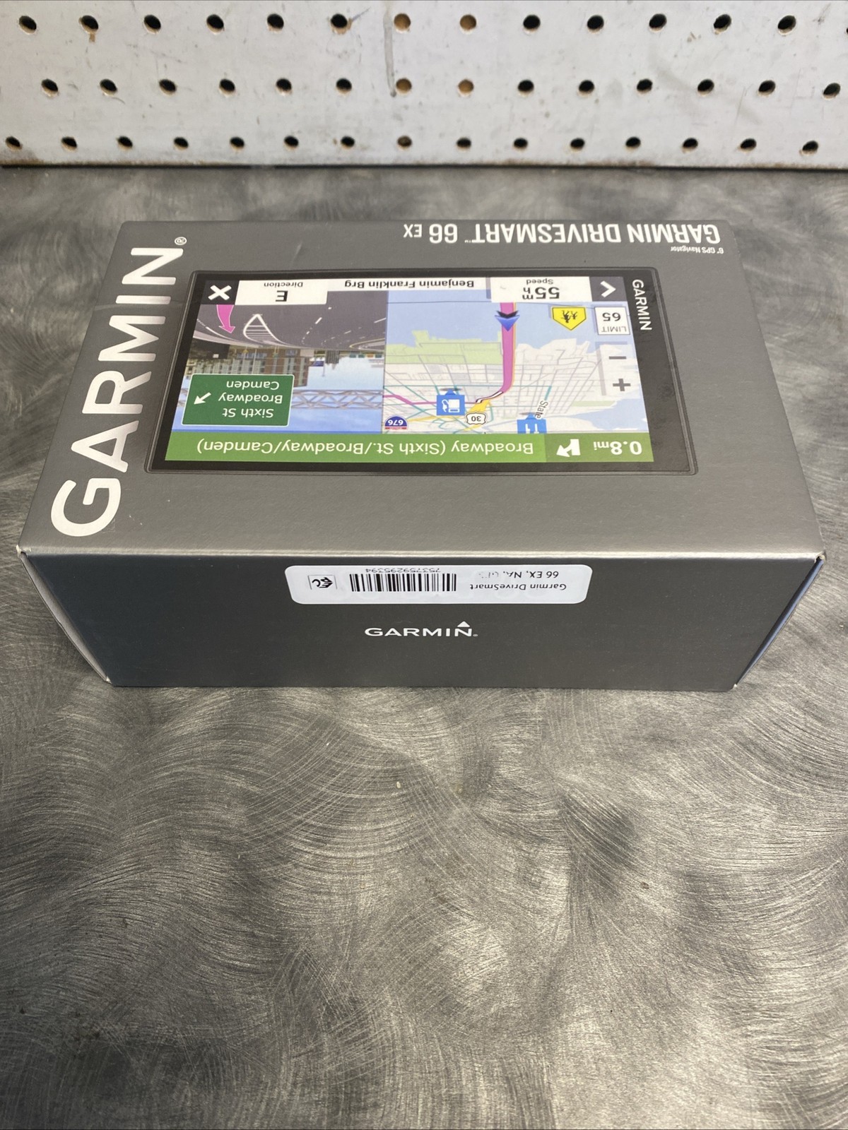 Garmin Drivesmart 66 EX 6 inch GPS Navigator - 010-02469-13