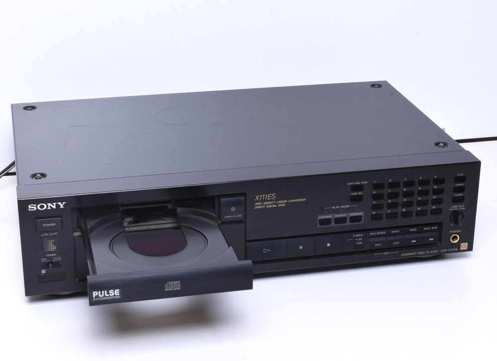 Sony CDP X111ES High Density Digital Sync CD player Rare Fully Tested , Works
