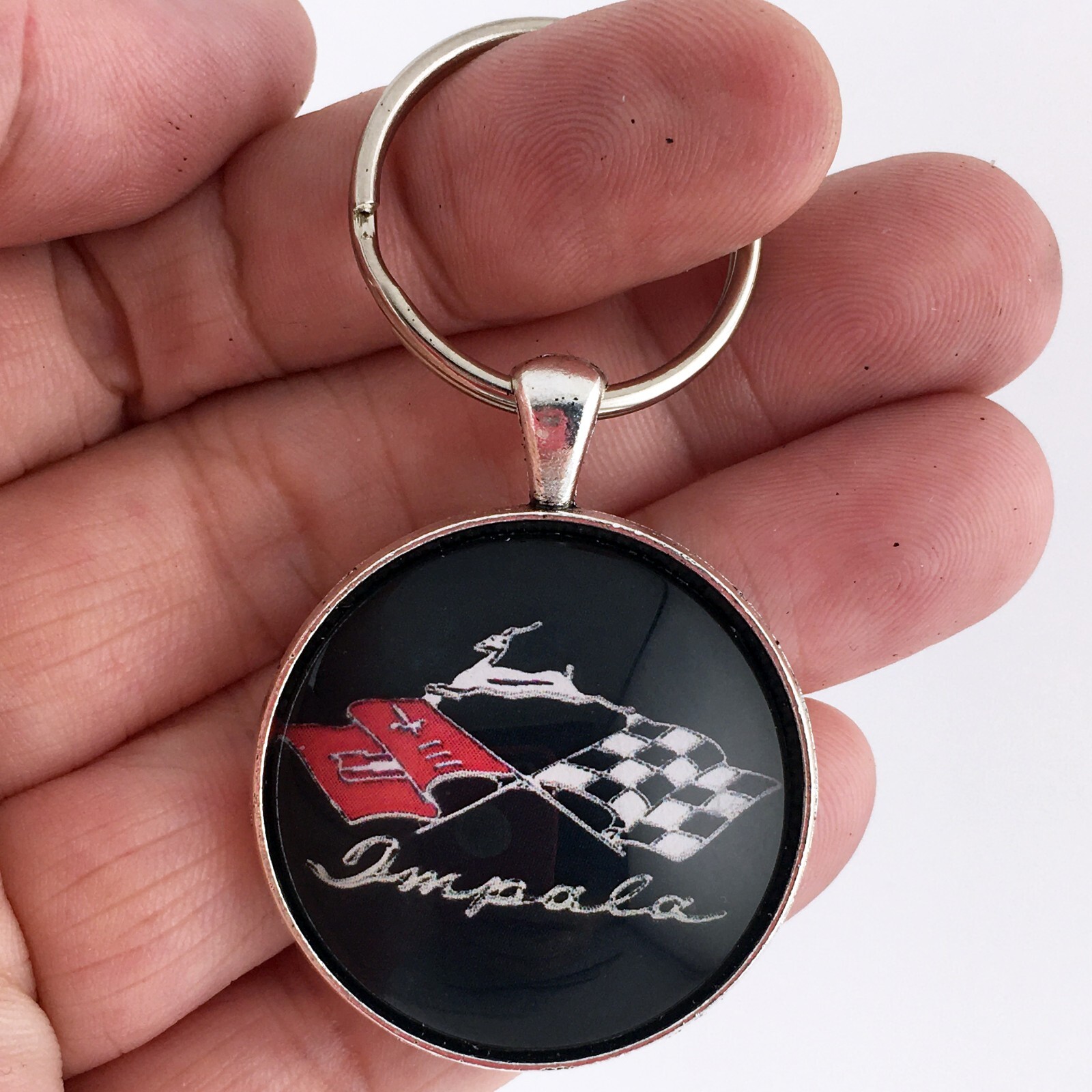 Vintage Impala Racing Flags Fender Trunk Grille Emblem 1.2" Diameter Keychain
