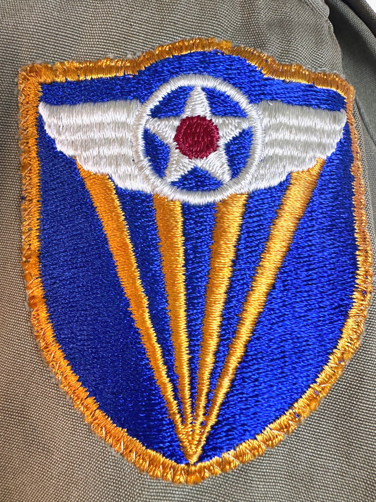 WWII US ARMY M41 FIELD JACKET – USAAF FOURTH AIR FORCE, OD 2ND PATTERN – DATED