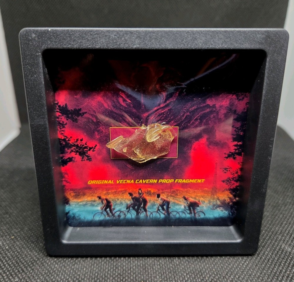 Stranger Things - VECNA CAVERN FRAGMENT (SCREEN USED ) ORIGINAL PROP S5