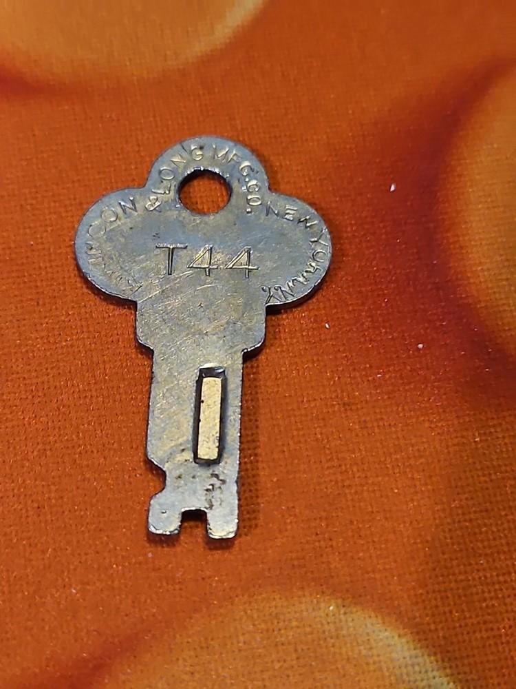 Long Lock Key Number T - 44 T44