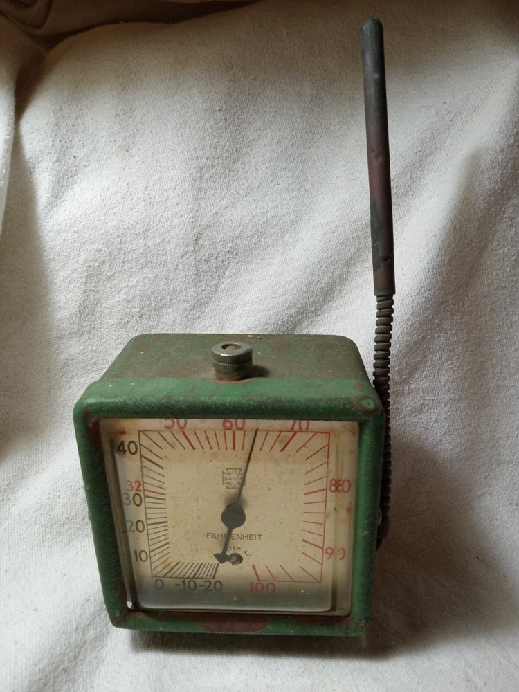 Vintage 1950's US Gauge Co Thermometer with Roll Out Pointer