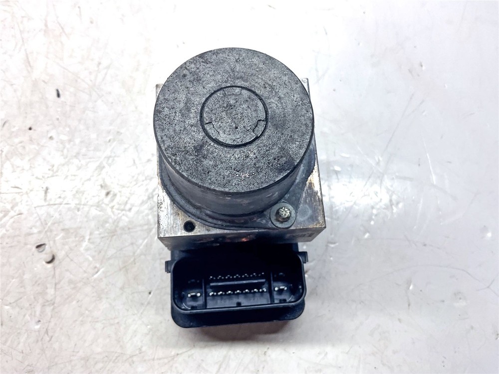 2023 Ducati Panigale V4 R ABS Modulator Pump - 54240991A