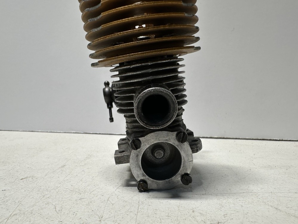 Lamberto Collari Xs .21 Nitro Engine