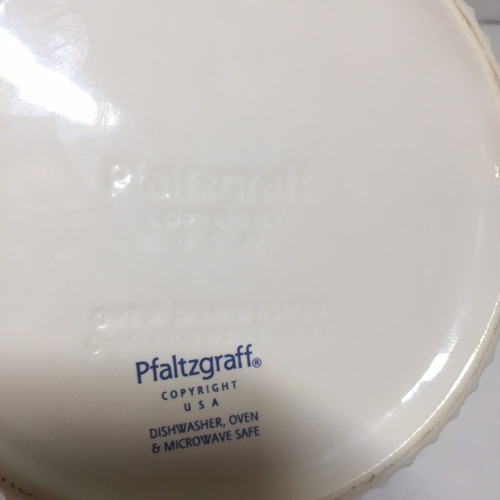 Round Baker Pfaltzgraff Grapevine 6.5" Dish Bowl