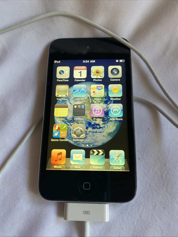 Apple iPod Touch 4th Generation 32GB Silver A1367
