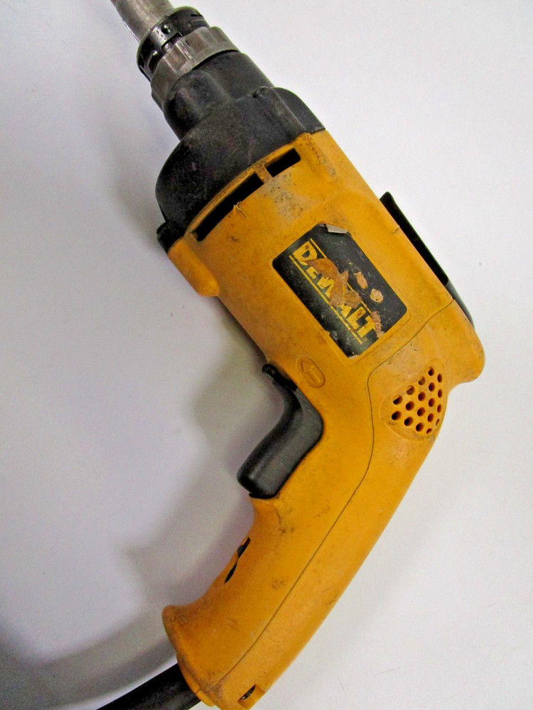 DeWalt DW260 VSR Depth Sensitive Deck / Drywall Screwdriver Tool