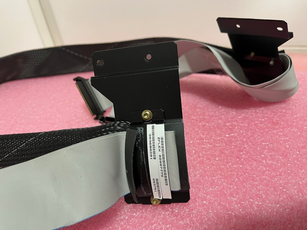 303680201 STK L180 Z Flex Cable