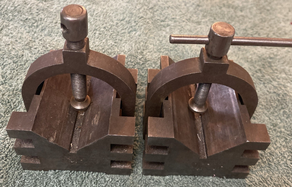 2pc Set vintage machine tooling v-block with clamp