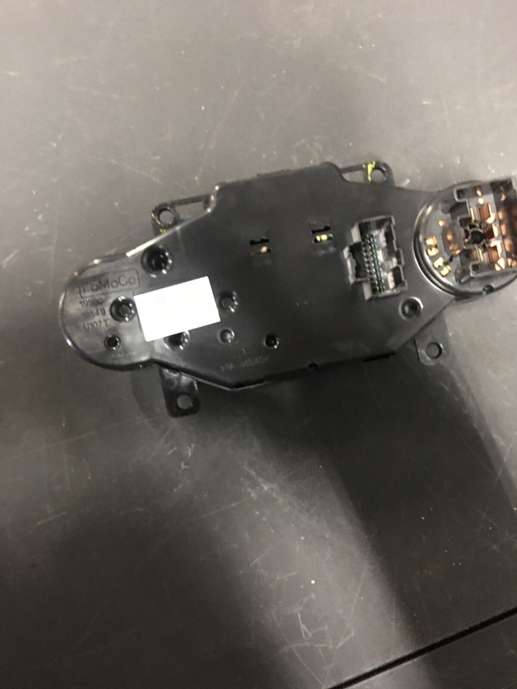 2015 Ford Fiesta Heater AC Temperature Climate Control Panel OE